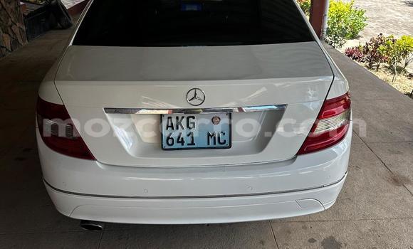 Tenga Tsaru Mercedes‒Benz C-Class Chena Mota in Maputo in Maputo Tenga Tsaru Mercedes‒Benz C-Class Chena Mota in Maputo in Maputo