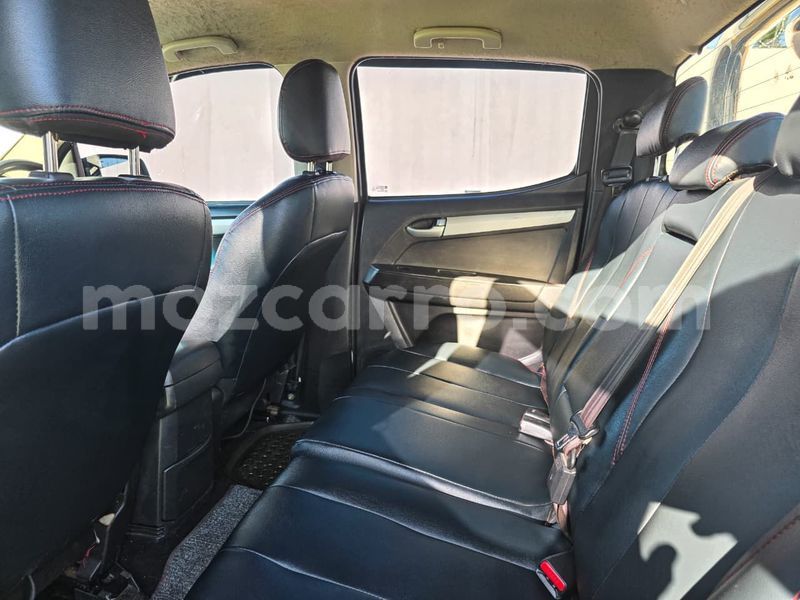 Big with watermark isuzu d max maputo maputo 42579