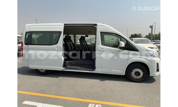 Comprar Importar Toyota Hiace Branco Carro em Import - Dubai em Cabo Delgado Comprar Importar Toyota Hiace Branco Carro em Import - Dubai em Cabo Delgado