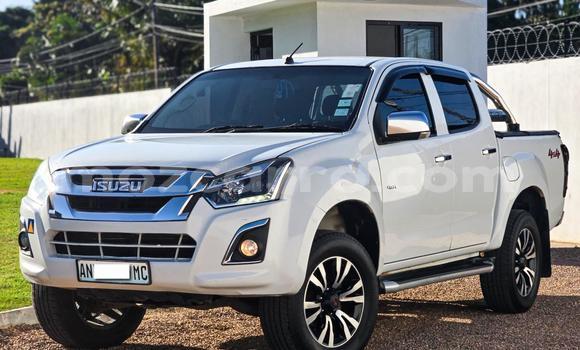 Comprar Usado Isuzu D-MAX Branco Carro em Maputo em Maputo Comprar Usado Isuzu D-MAX Branco Carro em Maputo em Maputo