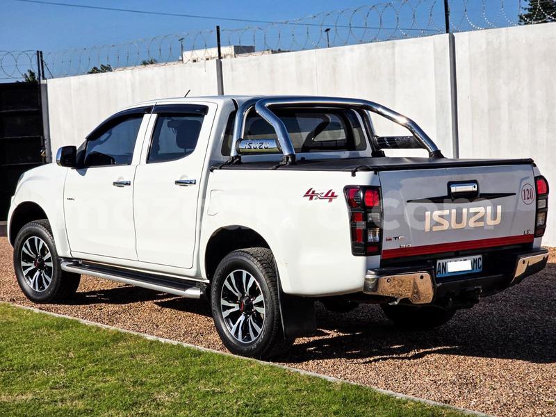 Big with watermark isuzu d max maputo maputo 42589
