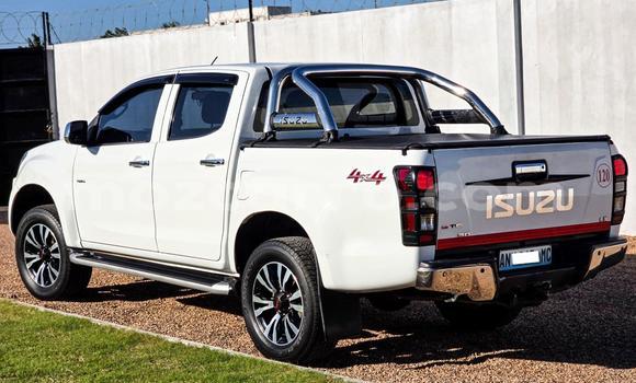 Comprar Usado Isuzu D-MAX Branco Carro em Maputo em Maputo Comprar Usado Isuzu D-MAX Branco Carro em Maputo em Maputo