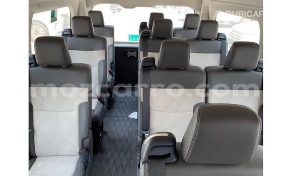 Comprar Importar Toyota Hiace Branco Carro em Import - Dubai em Cabo Delgado Comprar Importar Toyota Hiace Branco Carro em Import - Dubai em Cabo Delgado