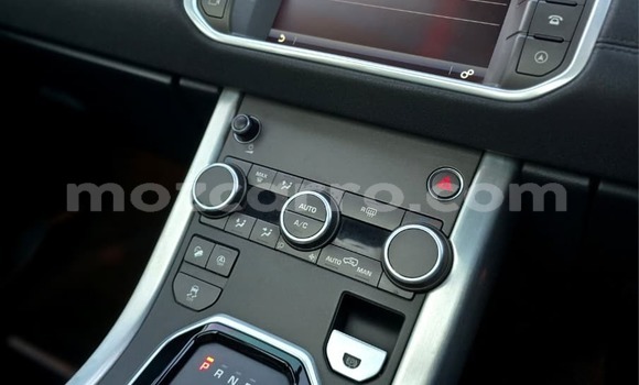 Tenga Tsaru Land Rover Range Rover Evoque Tsvuku Mota in Maputo in Maputo Tenga Tsaru Land Rover Range Rover Evoque Tsvuku Mota in Maputo in Maputo