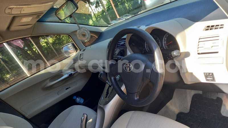 Big with watermark toyota auris maputo maputo 42638