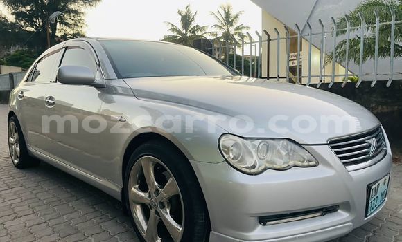 Comprar Usado Toyota Mark X Prata Carro em Maputo em Maputo