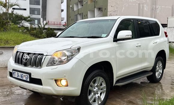 Buy Used Toyota Land Cruiser Prado White Car in Maputo in Maputo Buy Used Toyota Land Cruiser Prado White Car in Maputo in Maputo
