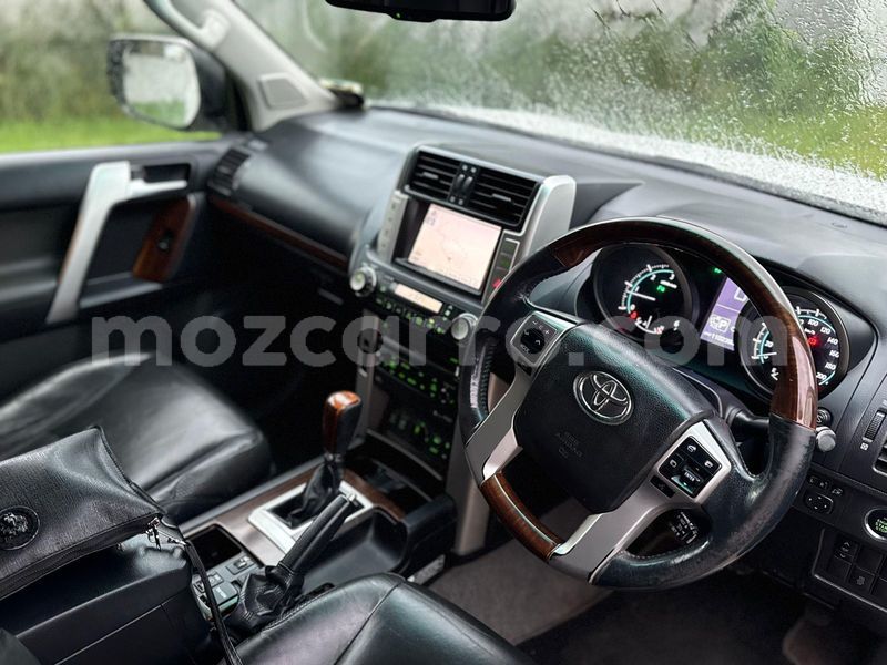 Big with watermark toyota land cruiser prado maputo maputo 42647