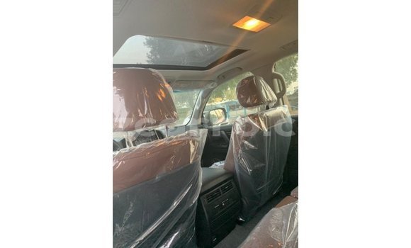 Tenga Imported Toyota Land Cruiser Nhema Mota in Import - Dubai in Cabo Delgado Tenga Imported Toyota Land Cruiser Nhema Mota in Import - Dubai in Cabo Delgado