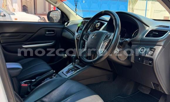 Buy Used Mitsubishi Triton White Car in Maputo in Maputo Buy Used Mitsubishi Triton White Car in Maputo in Maputo