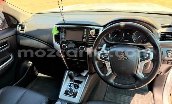 Buy Used Mitsubishi Triton White Car in Maputo in Maputo Buy Used Mitsubishi Triton White Car in Maputo in Maputo