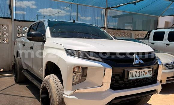 Buy Used Mitsubishi Triton White Car in Maputo in Maputo Buy Used Mitsubishi Triton White Car in Maputo in Maputo