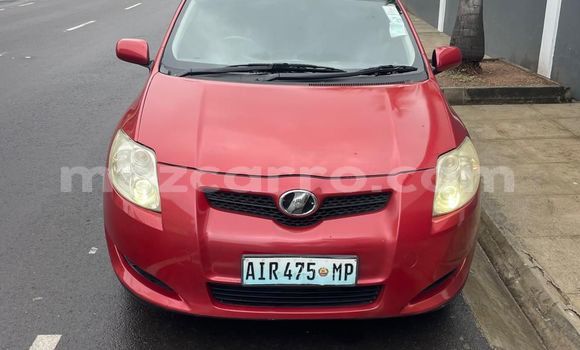 Nunua Ilio tumika Toyota Auris Nyekundu Gari ndani ya Maputo nchini Maputo