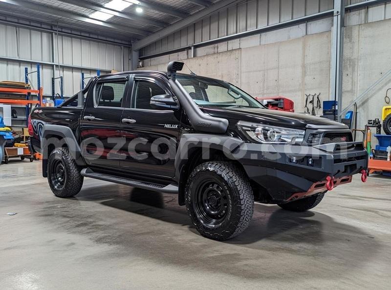 Big with watermark toyota hilux manica chimoio 42665