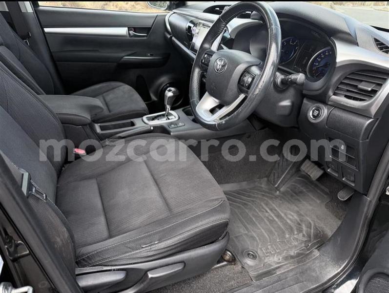 Big with watermark toyota hilux manica chimoio 42665