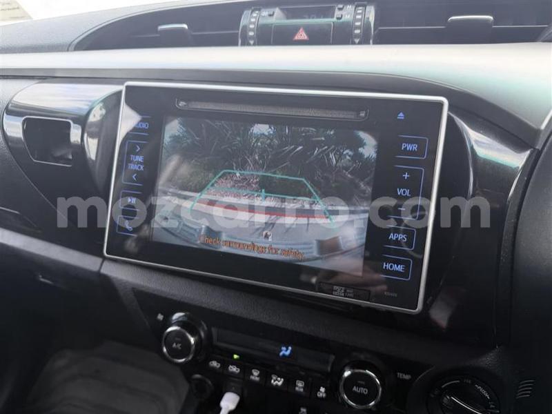 Big with watermark toyota hilux manica chimoio 42665