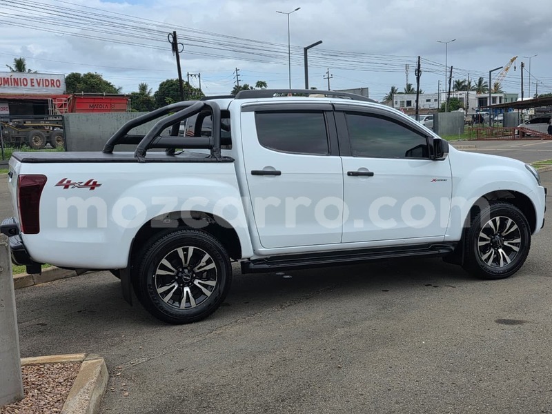 Big with watermark isuzu d max maputo maputo 42676