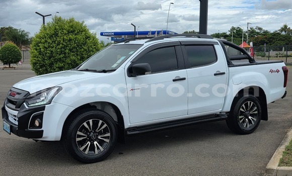 Buy Used Isuzu D-MAX White Car in Maputo in Maputo Buy Used Isuzu D-MAX White Car in Maputo in Maputo