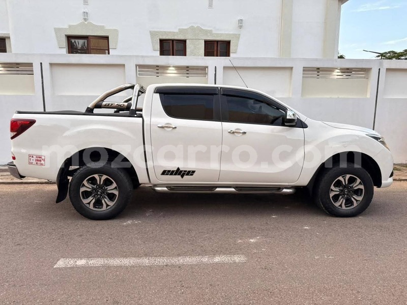Big with watermark mazda bt 50 maputo maputo 42677