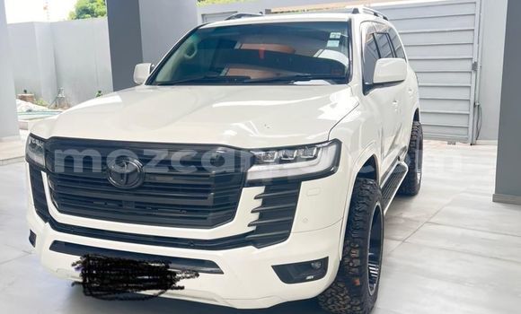 Tenga Tsaru Toyota Land Cruiser Chena Mota in Maputo in Maputo Tenga Tsaru Toyota Land Cruiser Chena Mota in Maputo in Maputo