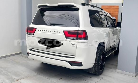 Tenga Tsaru Toyota Land Cruiser Chena Mota in Maputo in Maputo Tenga Tsaru Toyota Land Cruiser Chena Mota in Maputo in Maputo