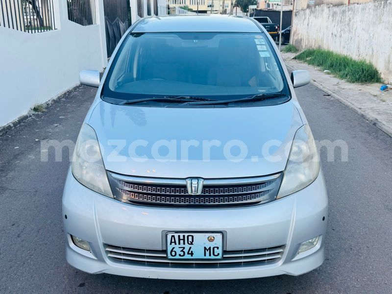 Big with watermark toyota isis maputo maputo 42685