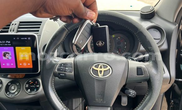 Comprar Usado Toyota Vanguard Preto Carro em Maputo em Maputo Comprar Usado Toyota Vanguard Preto Carro em Maputo em Maputo