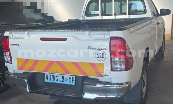 Comprar Usado Toyota Hilux Branco Carro em Maputo em Maputo Comprar Usado Toyota Hilux Branco Carro em Maputo em Maputo