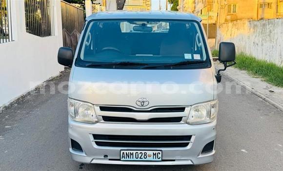 Comprar Usado Toyota Hiace Prata Carro em Maputo em Maputo Comprar Usado Toyota Hiace Prata Carro em Maputo em Maputo