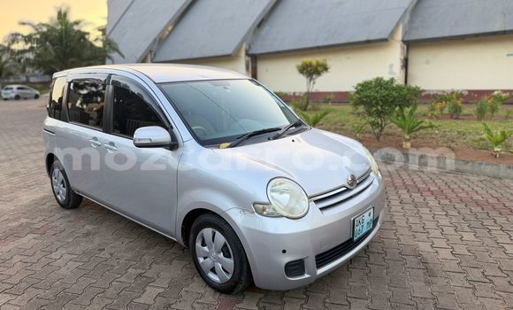 Comprar Usado Toyota Sienta Prata Carro em Maputo em Maputo Comprar Usado Toyota Sienta Prata Carro em Maputo em Maputo