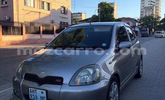 Comprar Usado Toyota Vitz Prata Carro em Maputo em Maputo Comprar Usado Toyota Vitz Prata Carro em Maputo em Maputo