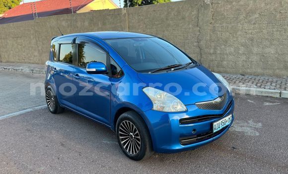Comprar Usado Toyota Ractis Azul Carro em Maputo em Maputo