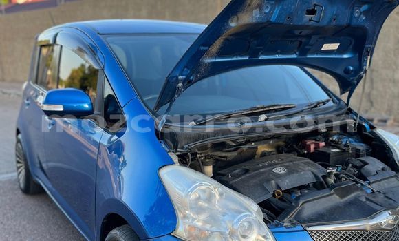Comprar Usado Toyota Ractis Azul Carro em Maputo em Maputo Comprar Usado Toyota Ractis Azul Carro em Maputo em Maputo