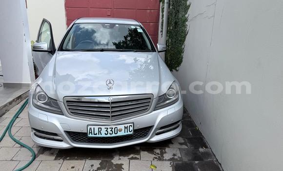 Comprar Usado Mercedes-Benz C180 COUPE Other Carro em Maputo em Maputo