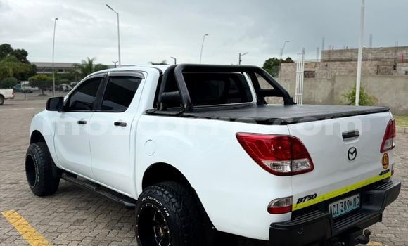 Tenga Tsaru Mazda BT-50 Chena Mota in Maputo in Maputo Tenga Tsaru Mazda BT-50 Chena Mota in Maputo in Maputo