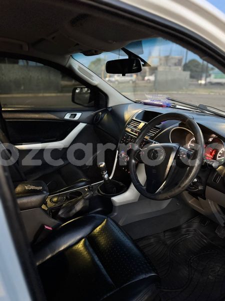 Big with watermark mazda bt 50 maputo maputo 42747