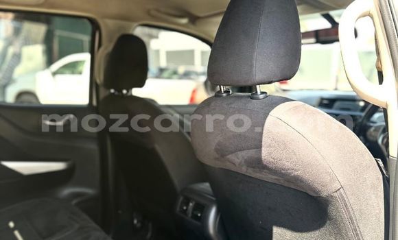 Comprar Usado Nissan Navara Branco Carro em Maputo em Maputo Comprar Usado Nissan Navara Branco Carro em Maputo em Maputo