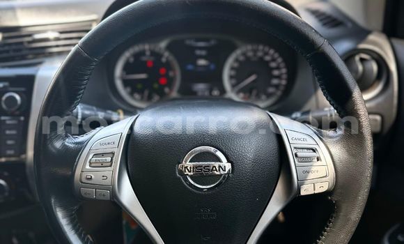 Comprar Usado Nissan Navara Branco Carro em Maputo em Maputo Comprar Usado Nissan Navara Branco Carro em Maputo em Maputo