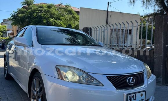 Comprar Usado Lexus IS Branco Carro em Maputo em Maputo