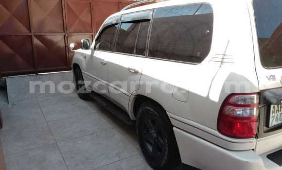 Tenga Tsaru Toyota Land Cruiser Prado Sirivha Mota in Maputo in Maputo Tenga Tsaru Toyota Land Cruiser Prado Sirivha Mota in Maputo in Maputo