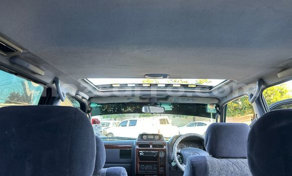 Comprar Usado Toyota Land Cruiser Prado Verde Carro em Maputo em Maputo Comprar Usado Toyota Land Cruiser Prado Verde Carro em Maputo em Maputo