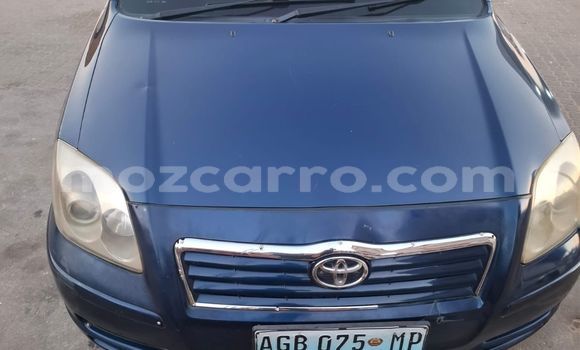 Buy Used Toyota Avensis Blue Car in Maputo in Maputo