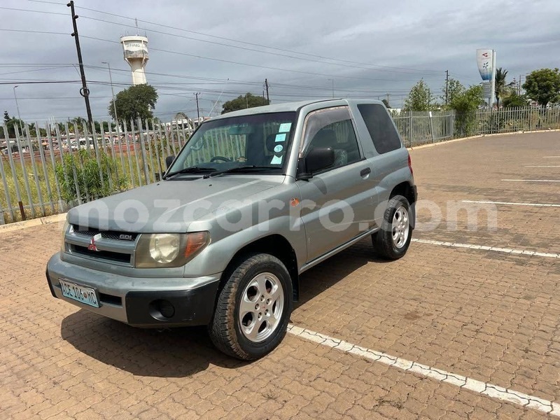 Big with watermark mitsubishi pajero io maputo maputo 42810
