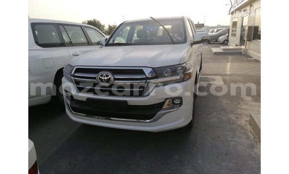 Buy Import Toyota Land Cruiser White Car in Import - Dubai in Cabo Delgado Buy Import Toyota Land Cruiser White Car in Import - Dubai in Cabo Delgado
