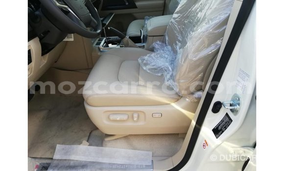 Buy Import Toyota Land Cruiser White Car in Import - Dubai in Cabo Delgado Buy Import Toyota Land Cruiser White Car in Import - Dubai in Cabo Delgado