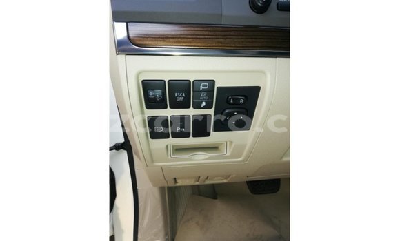 Buy Import Toyota Land Cruiser White Car in Import - Dubai in Cabo Delgado Buy Import Toyota Land Cruiser White Car in Import - Dubai in Cabo Delgado