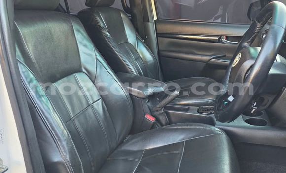 Tenga Tsaru Toyota Hilux Chena Mota in Maputo in Maputo Tenga Tsaru Toyota Hilux Chena Mota in Maputo in Maputo