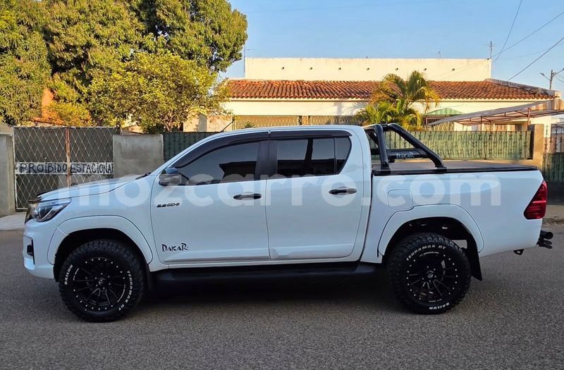 Big with watermark toyota hilux maputo maputo 42822