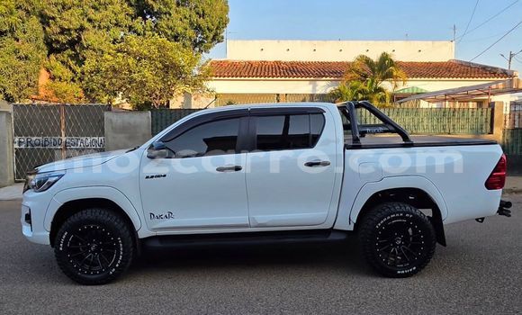 Tenga Tsaru Toyota Hilux Chena Mota in Maputo in Maputo Tenga Tsaru Toyota Hilux Chena Mota in Maputo in Maputo