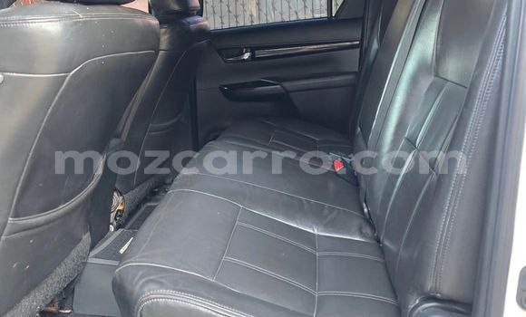 Tenga Tsaru Toyota Hilux Chena Mota in Maputo in Maputo Tenga Tsaru Toyota Hilux Chena Mota in Maputo in Maputo